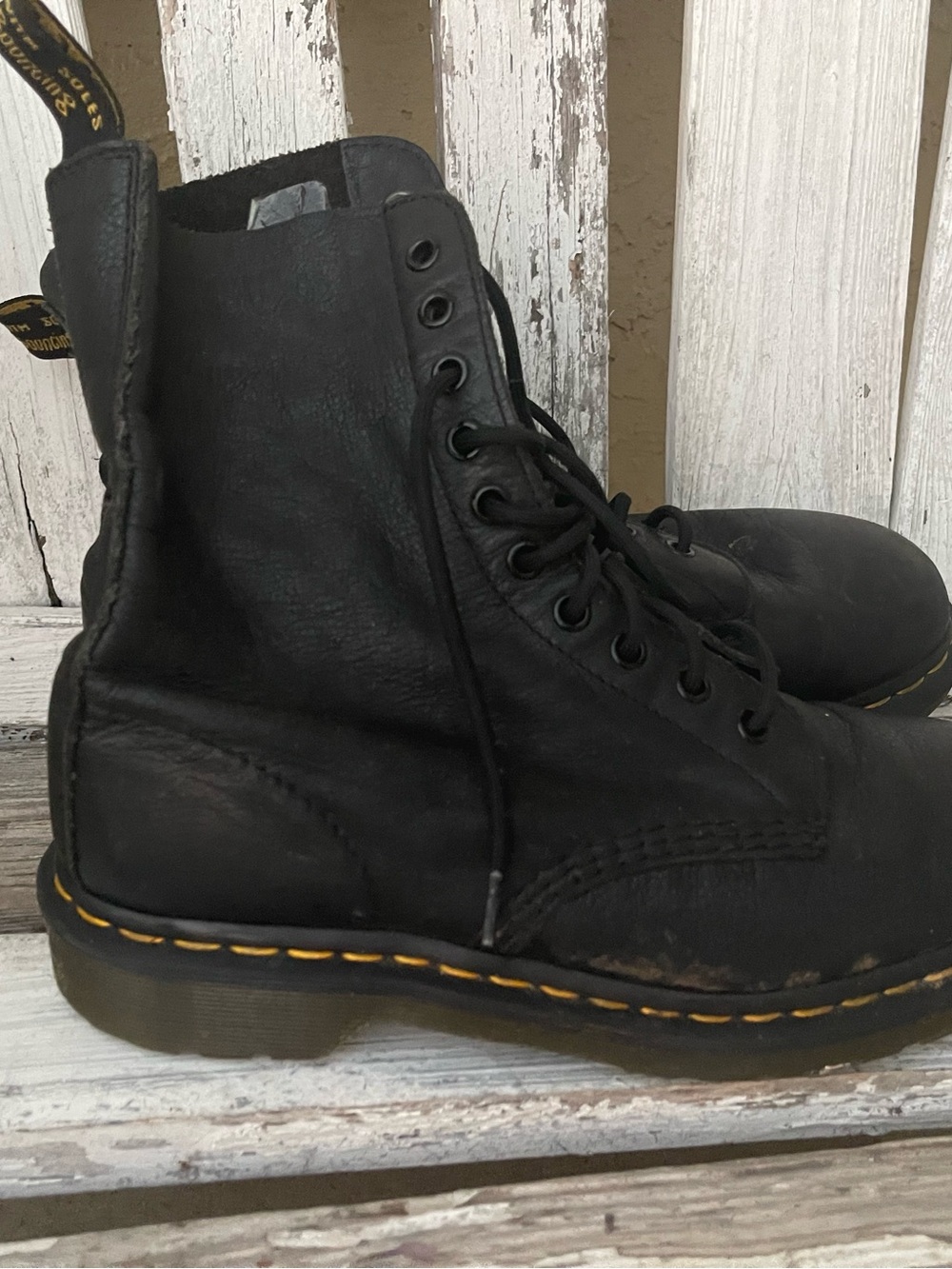 Dr. Martens 1460 Pascal Virginia Black Leather Boots | Women’s US 9 - Picture 7 of 8